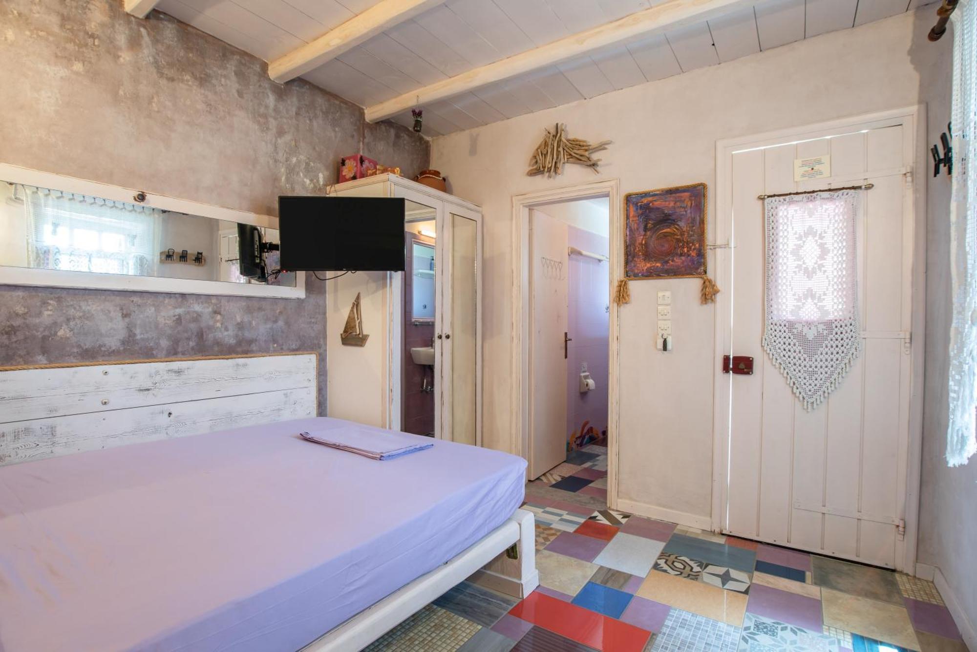Anthippi (Adults Only) Lejlighedshotel Páros Eksteriør billede